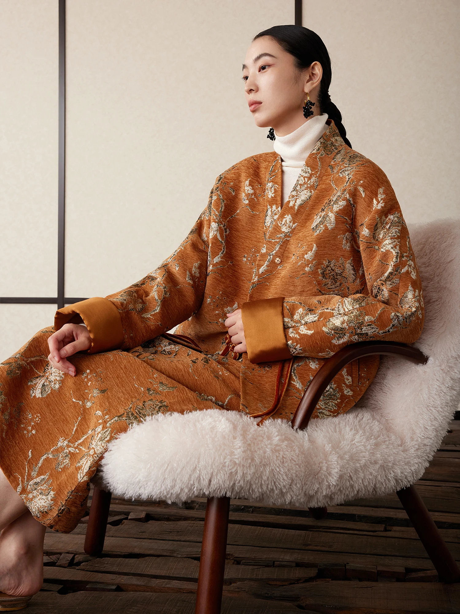 

New Chinese Sle Women's Jaet with Detachable Inner And Button Cotton Coat Winter Floral Embroidery Outerwear