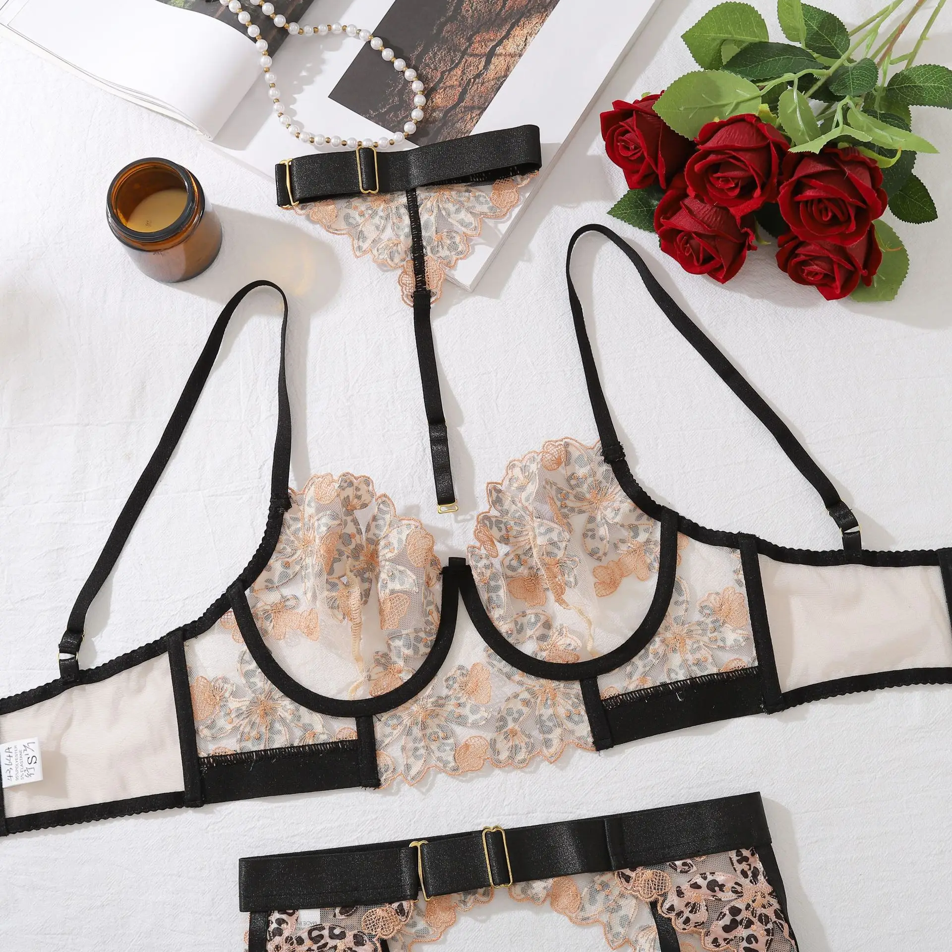 Luipaard Vrouwen Sexy Erotische Set See Through Hollow Out Mesh Lingerie Bh Set Ondergoed Bh en String Set Exotische kleding