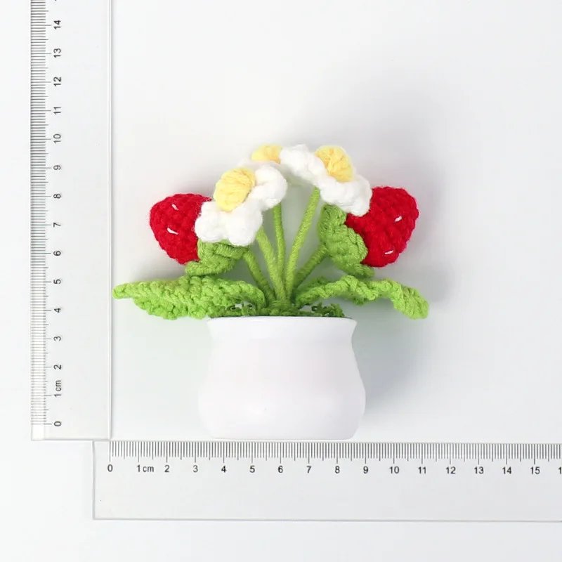 Niedliche Erdbeer-Häkelblumen, kreative Kintted-Blumen mit Topf-Fake-Pflanze für Auto, Bücherregal, Dekoration, Geschenk, Erdbeer-Dekor – Detail 1