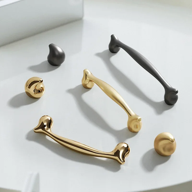 

Современный минималистичный золотой цинковый сплав, дверная ручка шкафа с одним отверстием, дверная ручка ящика шкафа, мебельная фурнитура