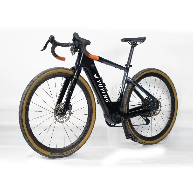

Lightweight High Quality 700c Electric Road Bike Carbon Fibre Frame Long Distance Riding Ability for Outdoor City Central 250W