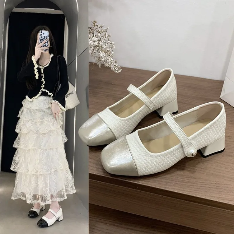 2026 Spring New High Heels 4cm Women's Coarse Heel Square Head Soft Leather Strap Shallow Mouth Single Shoes Women