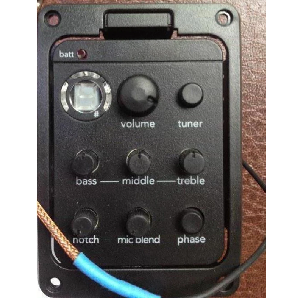 PreMys Blend 301 con Preamp Dual Mode: La Soluzione Definitiva per Chitarristi Acustici che Cercano Qualità e Controllo