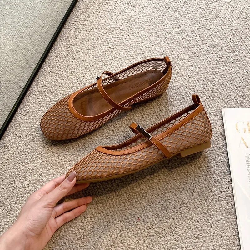 

Women's Fashion Flat Shoes Autumn New Round Head Shallow Mouth One Word Buckle Straw Plaited Breathable Soft Sole Shoes