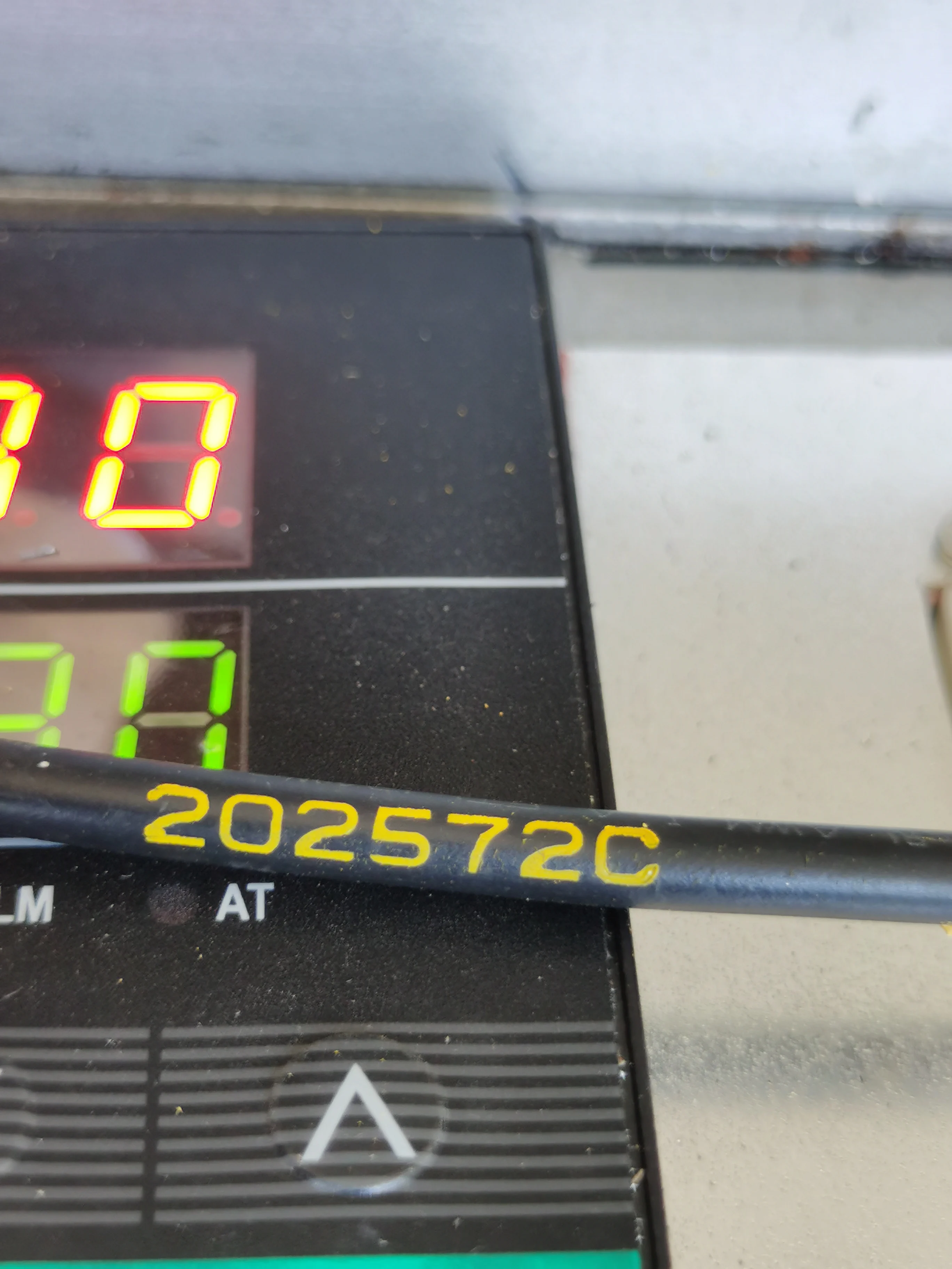 

10 шт. желтая машина для горячего тиснения, специальная лента серии HY, настольная машина для горячего тиснения, Золотая лента 28*40/35*40