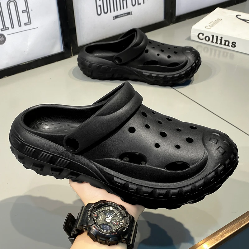 Men's Clogs Women Hole Shoes Summer Non-Slip Outdoor Sandals Closed Toe Shit Feeling Beach Slippers Thick Bottom Soft Sandals