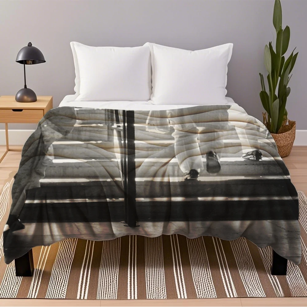 

Ethnic Tribal Flannel Cozy Blanket Into The Light Faux Fur Throw Throw Blanket Odor-Resistantblankets For Adults Massage Table