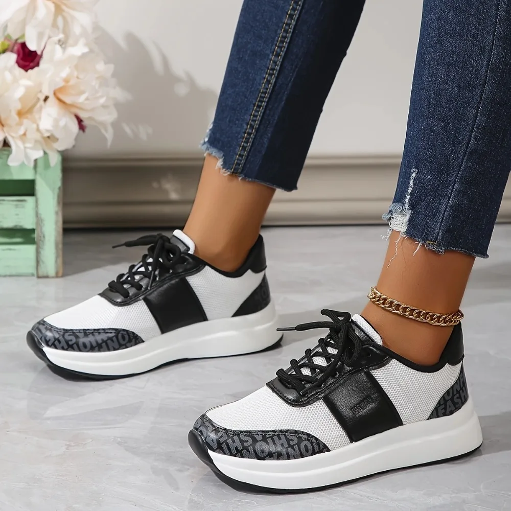 2024 primavera delle donne nuove scarpe da ginnastica stringate moda in pelle PU Casual Designer di marca suola spessa scarpe vulcanizzate da donna antiscivolo