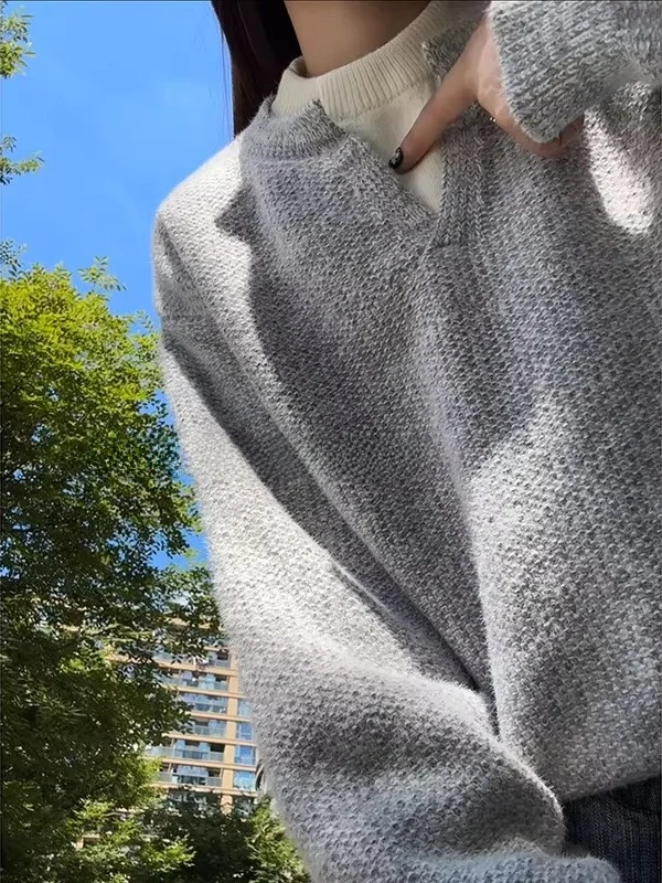 

Мужской вязаный свитер с V-образным вырезом, имитация двухслойности, бело-серый, осенне-зимняя верхняя одежда, универсальный повседневный топ