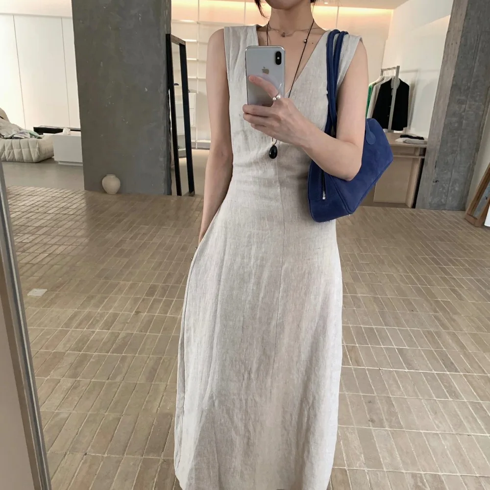 Abito lungo senza maniche senza maniche in lino di cotone Abito estivo da donna con scollo a V Fasciatura Vacanza Midi Vestito estivo Donna femminile 2025