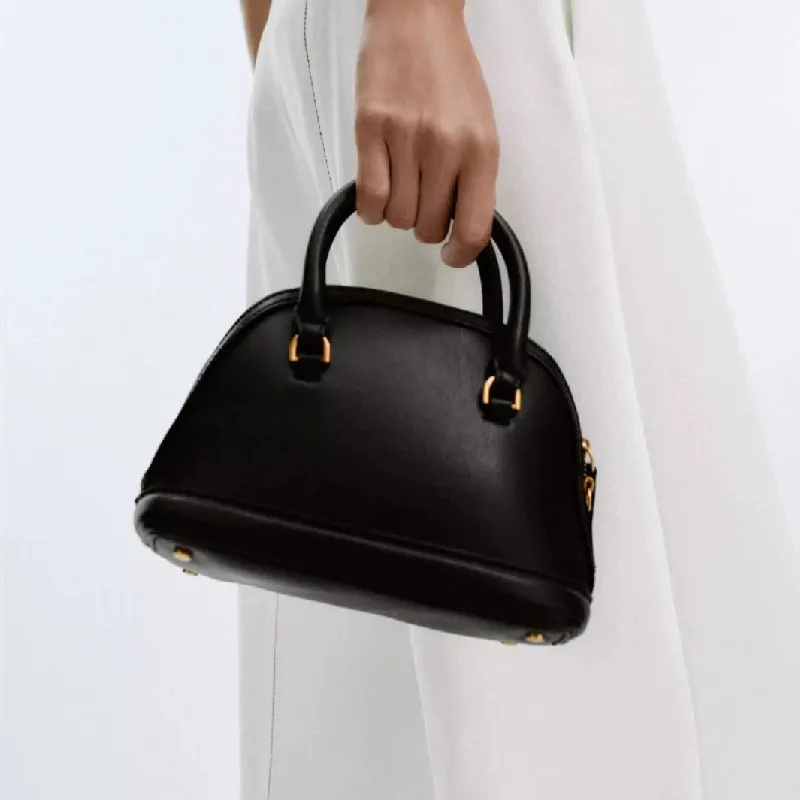 

Новая весенняя женская сумка в виде ракушки, модная сумка через плечо, уличный стиль, искусственный материал, маленький размер, мягкая форма, молния, открытие