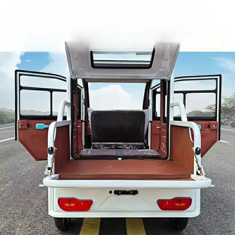 2026 Hot Sale Electric Tricycle for Adults Fully Enclosed Household Transportation and Pickup Truck for Children Pickup and