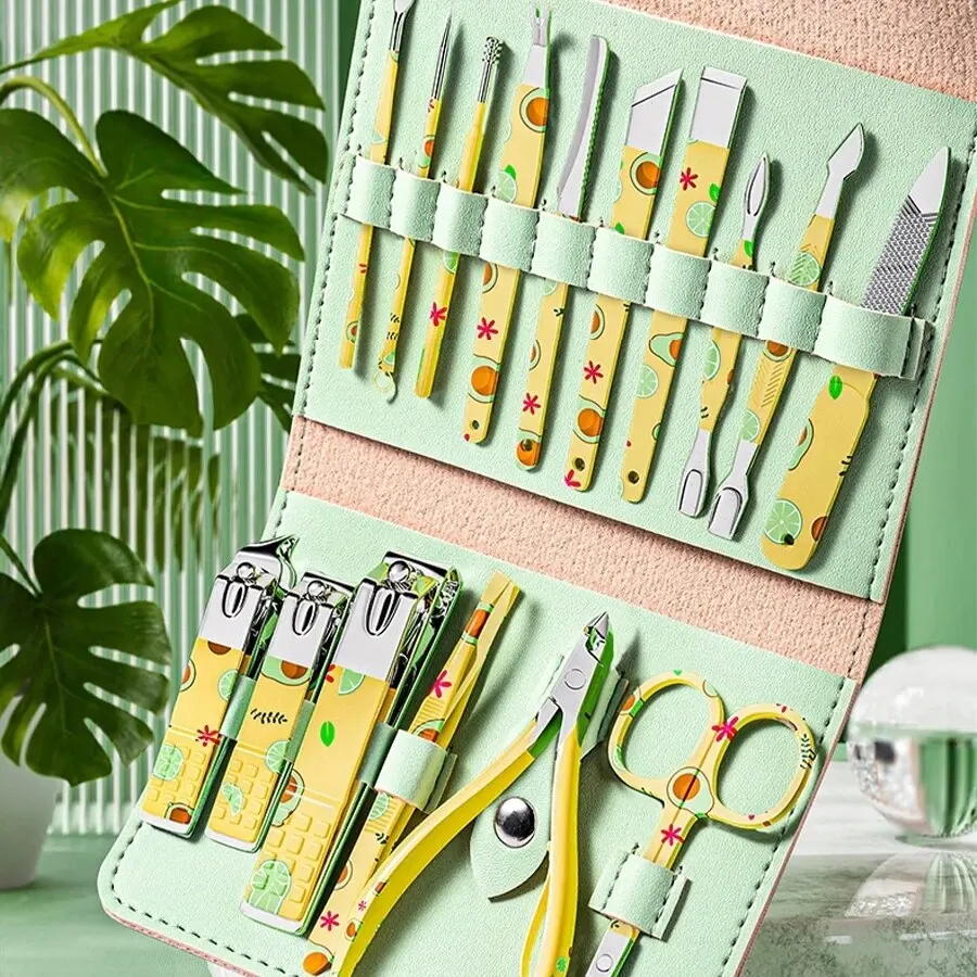 Fruits Design Stainless Steel Nail Clippers Set With Folding Bag Manicure Cutter Kits Scissors Makeup Beauty Tool