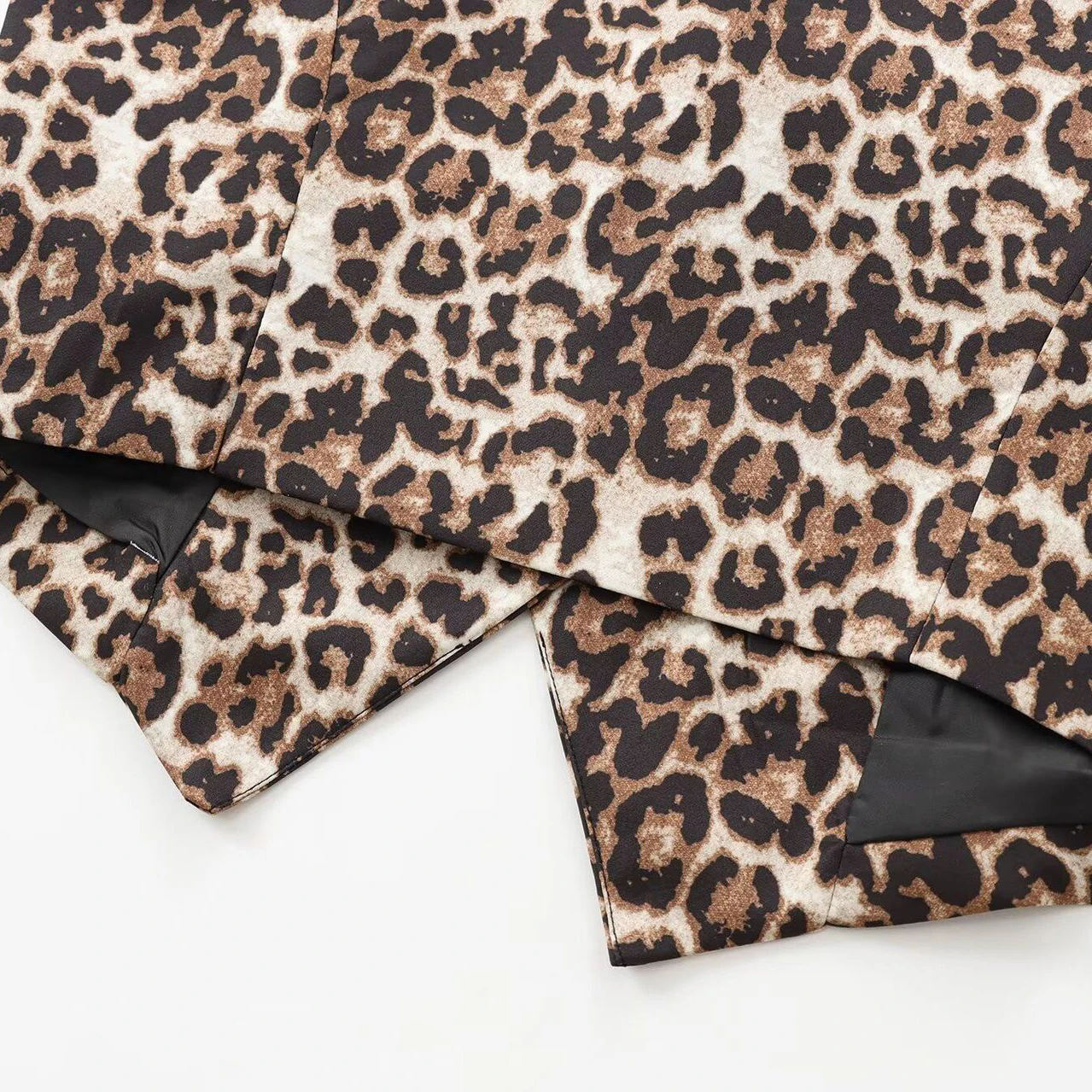 المرأة ليوبارد طباعة سترة الشارع الشهير خمر شيك السببية صدرية الربيع الصيف الخامس الرقبة أكمام سيدة زر الجبهة تانك القمم