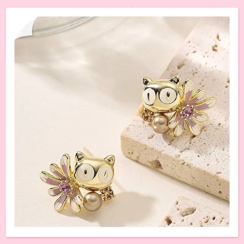 

Серьги-гвоздики с жемчугом и инкрустацией в виде маленьких ромашек в стиле Дондэмун, Южная Корея: модные, изысканные, с эффектом масляных капель, легкая роскошь, простота и высокое качество.