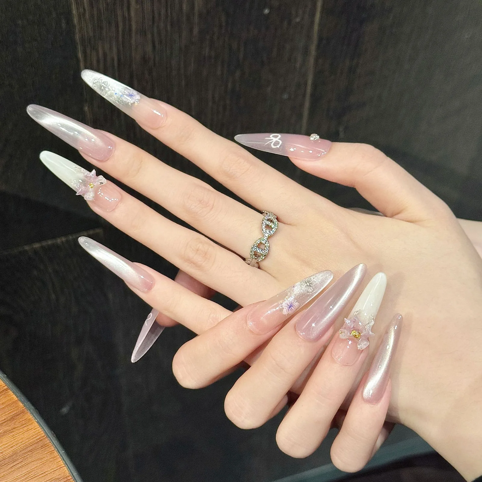 

Handmade Press On Nails Color Flowers Charming Almond Nails Flash Pink Cat's Eye Fake Nails Ballet 3D Crystal Bow Nail Art Decor