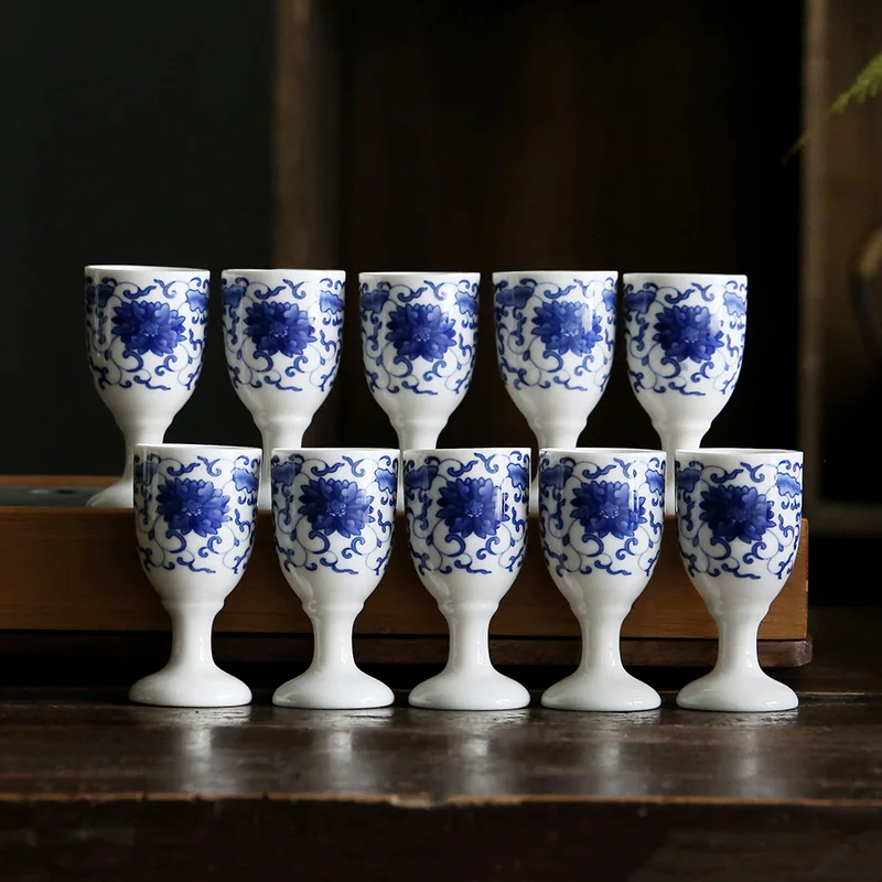 Small Ceramic Chinese Style Drinking Cup Retro Porcelain Wine Glass Traditional Liquor Cup Handmade Craftsmanship Beverage Ut...