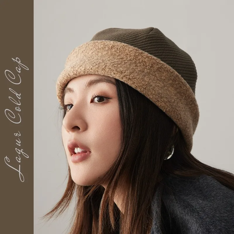 A vintage thickened cold hat with circle fur hood melon rind and stylish