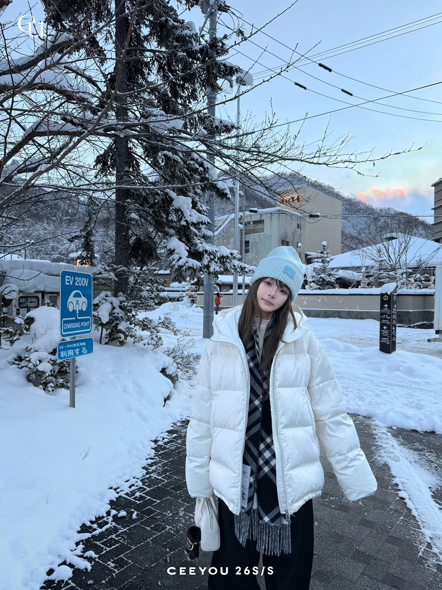 

Ceeyou Long Termism 95 Duck down Hooded Jacket Women's Mid-Length Thickened Warm Commuting Polyester Fiber Zipper Closure