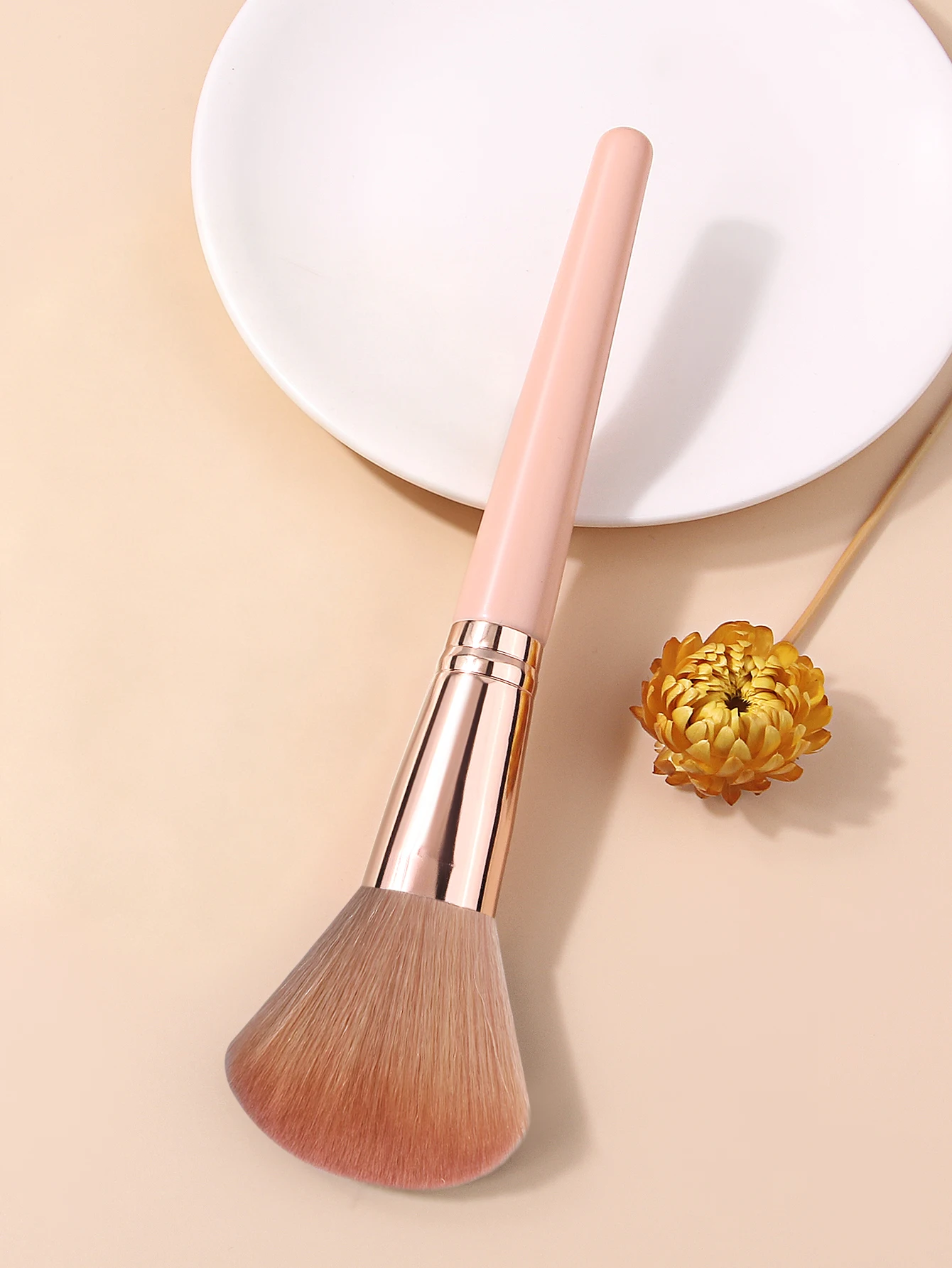 1Pc Large Size Multifunctional Powder Brush Soft Face Cosmetic Brush For Blush Setting Powder Makeup Tool