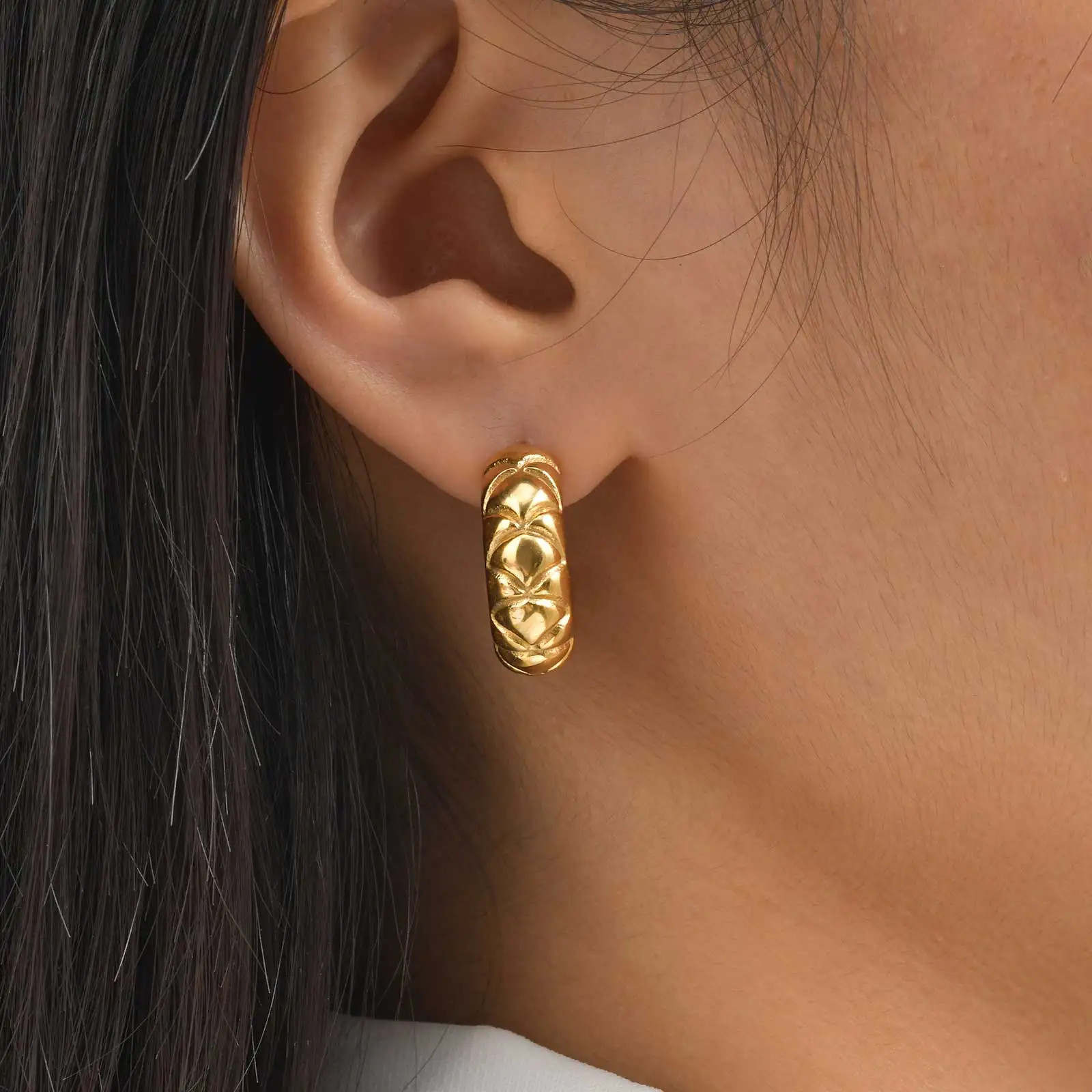 18K Gold Plated Uni… - image