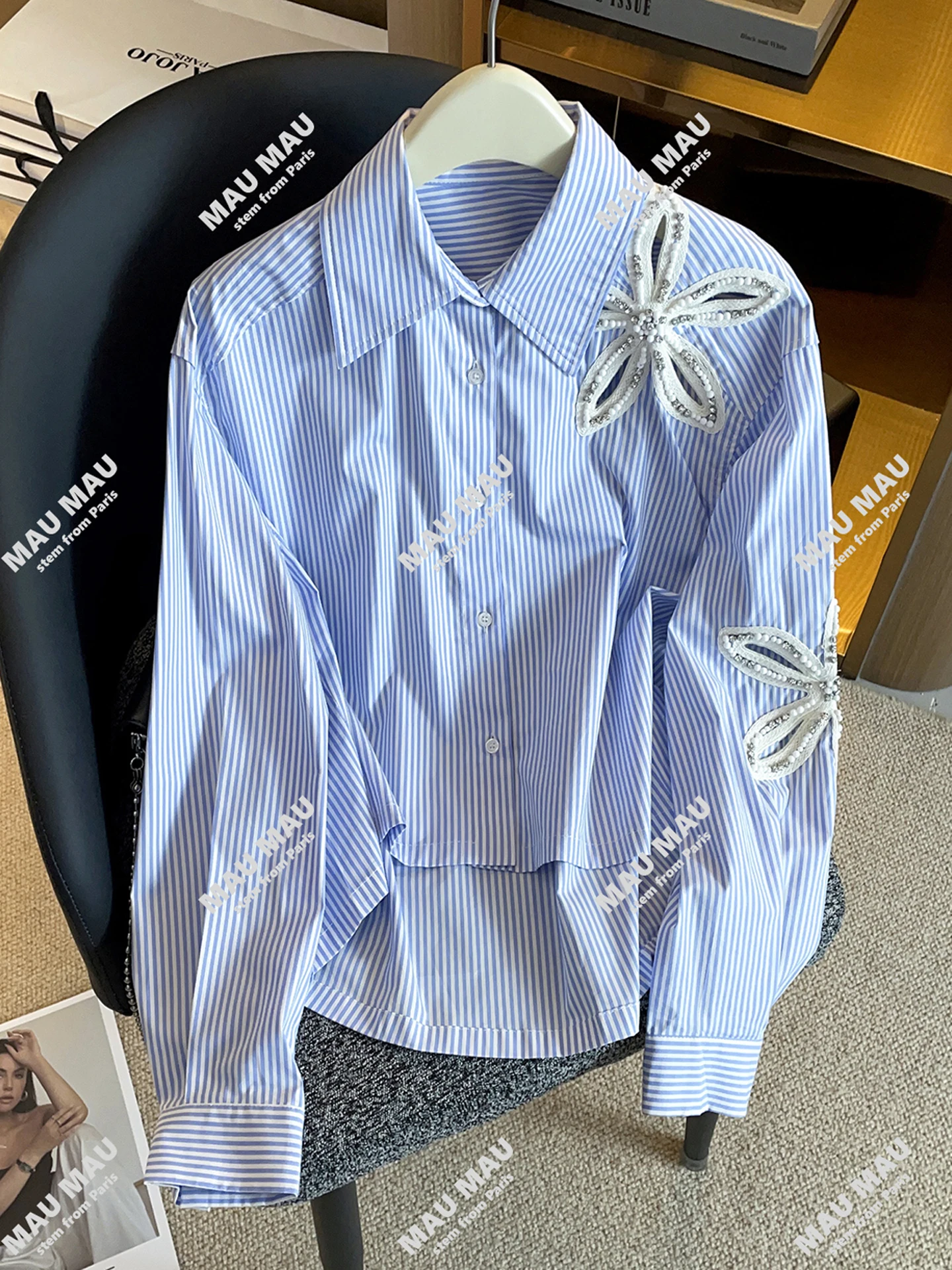 قميص نسائي راقٍ بتصميم مخرم ومخطط مع زهور مرصعة، أسلوب كاجوال للعمل، قصة فضفاضة بأكمام طويلة وأزرار