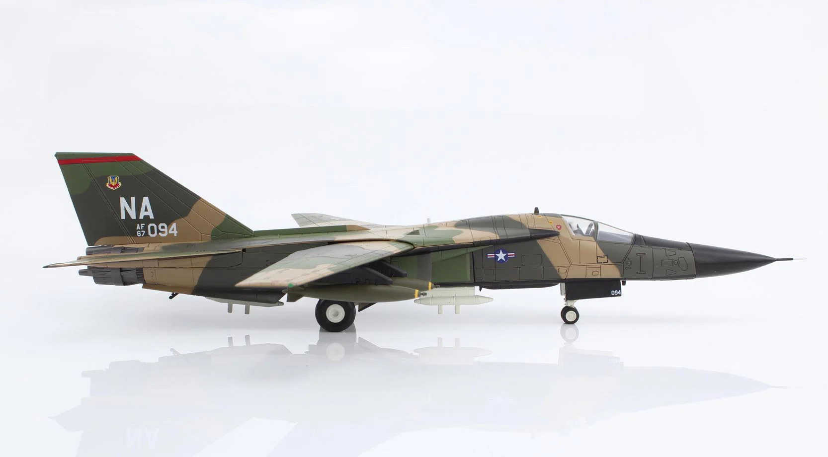 Fine 1/72 HA3032 US F-111A F111 fighter model 347th TFW 1975  Alloy Collection Model