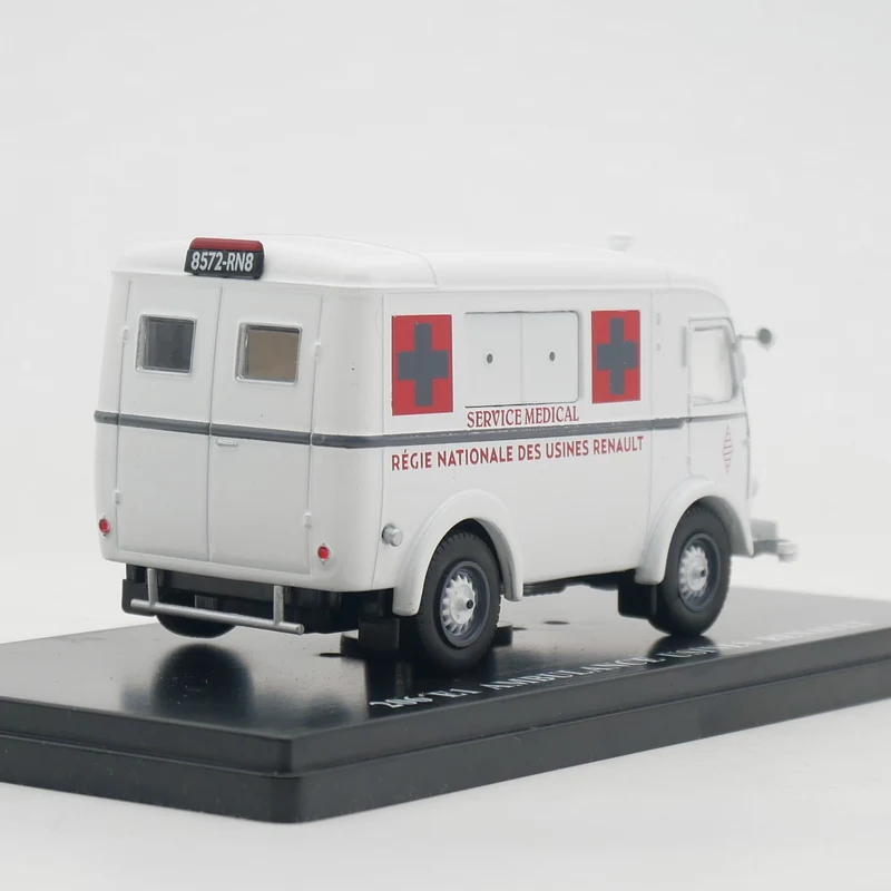 Diecast Ixo 1:43 Maßstab Renault 206 E1 AMBULANCE Legierung Automodell Sammlerstück Spielzeug Geschenk Souvenir Display Ornament