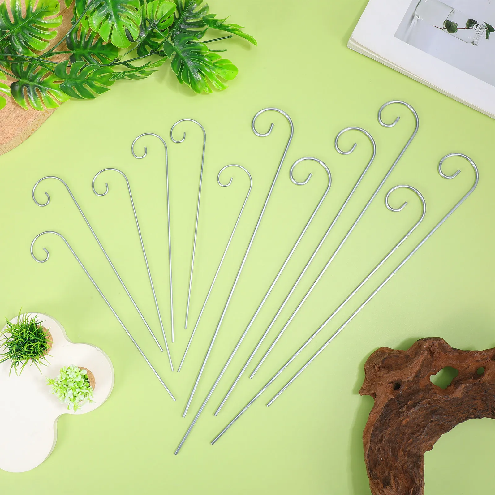 24Pcs Garden Shepherd Hooks Heavy Duty Iron Plant Tag Holders Outdoor Plant Marker Stakes for Hanging Signs Garden Shepherd Hook