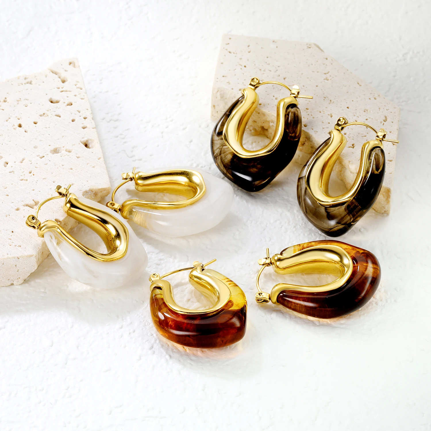 Französische Maillard Vintage Mode U-förmige Harzohrringe Leichter Luxus High-End-Edelstahl Mädchen personalisierter Schmuck
