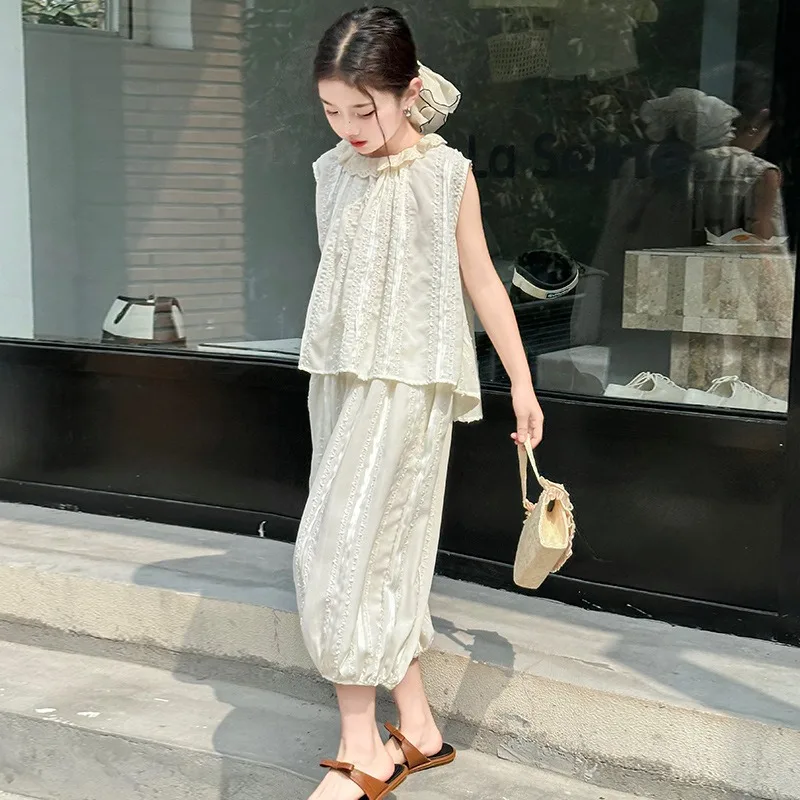 

Girls' Summer New Lace Vest and Pants Set, Girls' Stylish Loose and Fashionable Two-piece Set for Babies