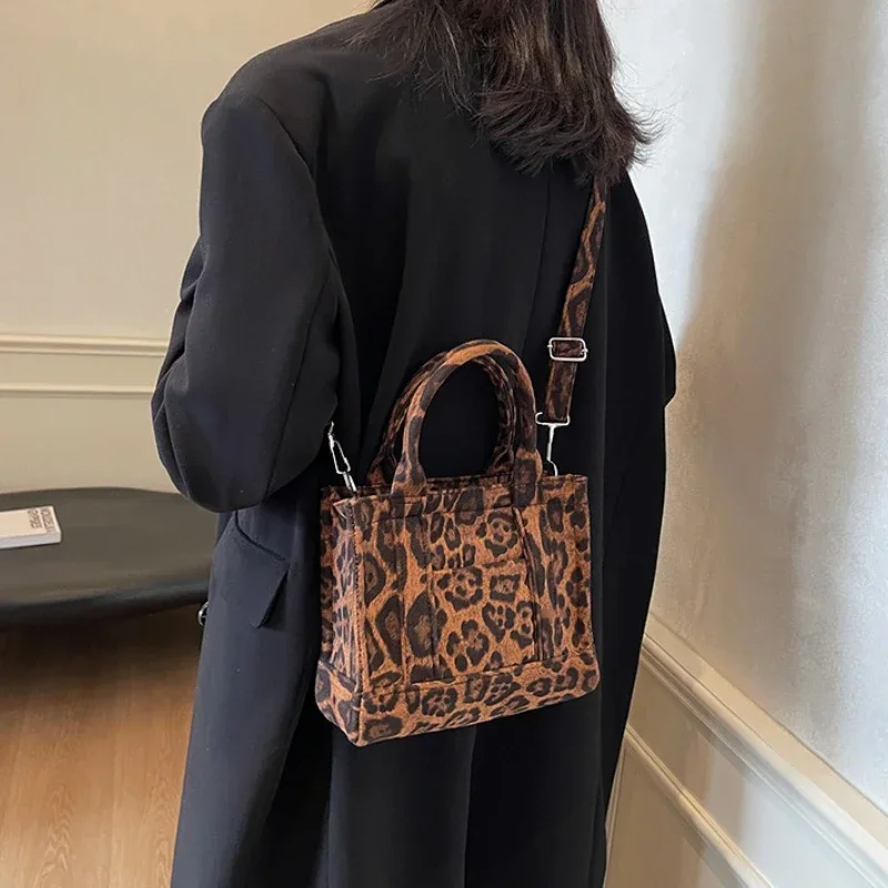 French Personalized Leopard Pattern Handbag Fashion New Style Retro Small Square Bag Niche Design Single Shoulder Crossbody Bag