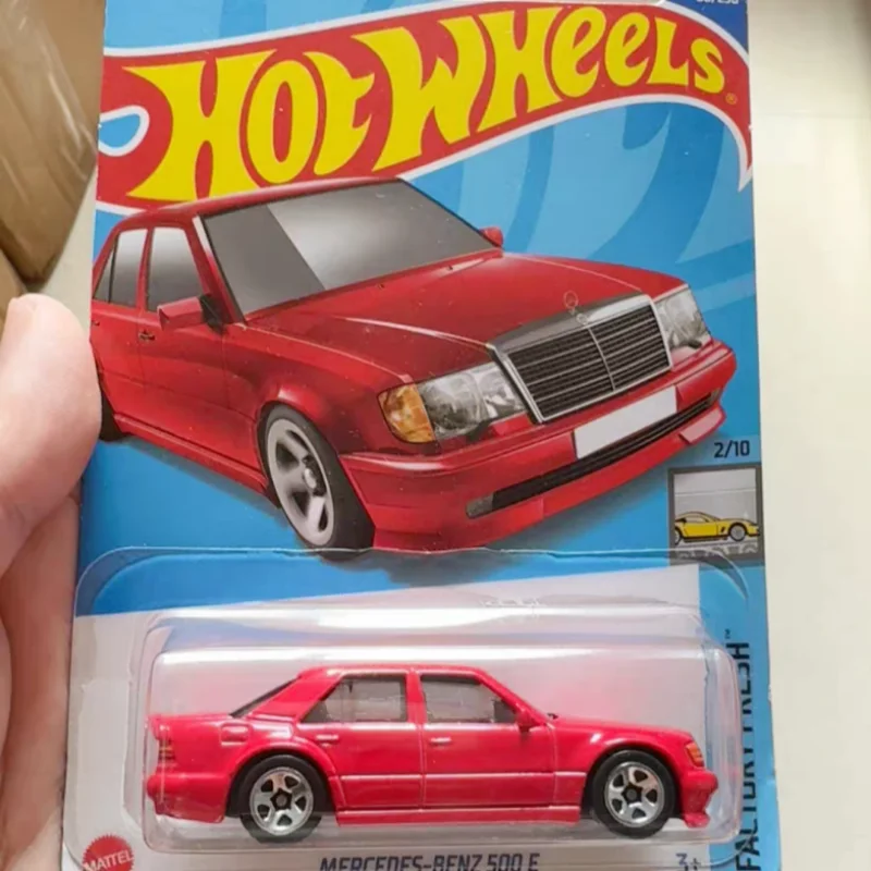 

Оригинальный автомобиль Hot Wheels C4982 2025m Mercedes Benz 500 E, игрушки для мальчиков, 1/64, литые под давлением автомобили, коллекция моделей из сплава, игрушки в подарок