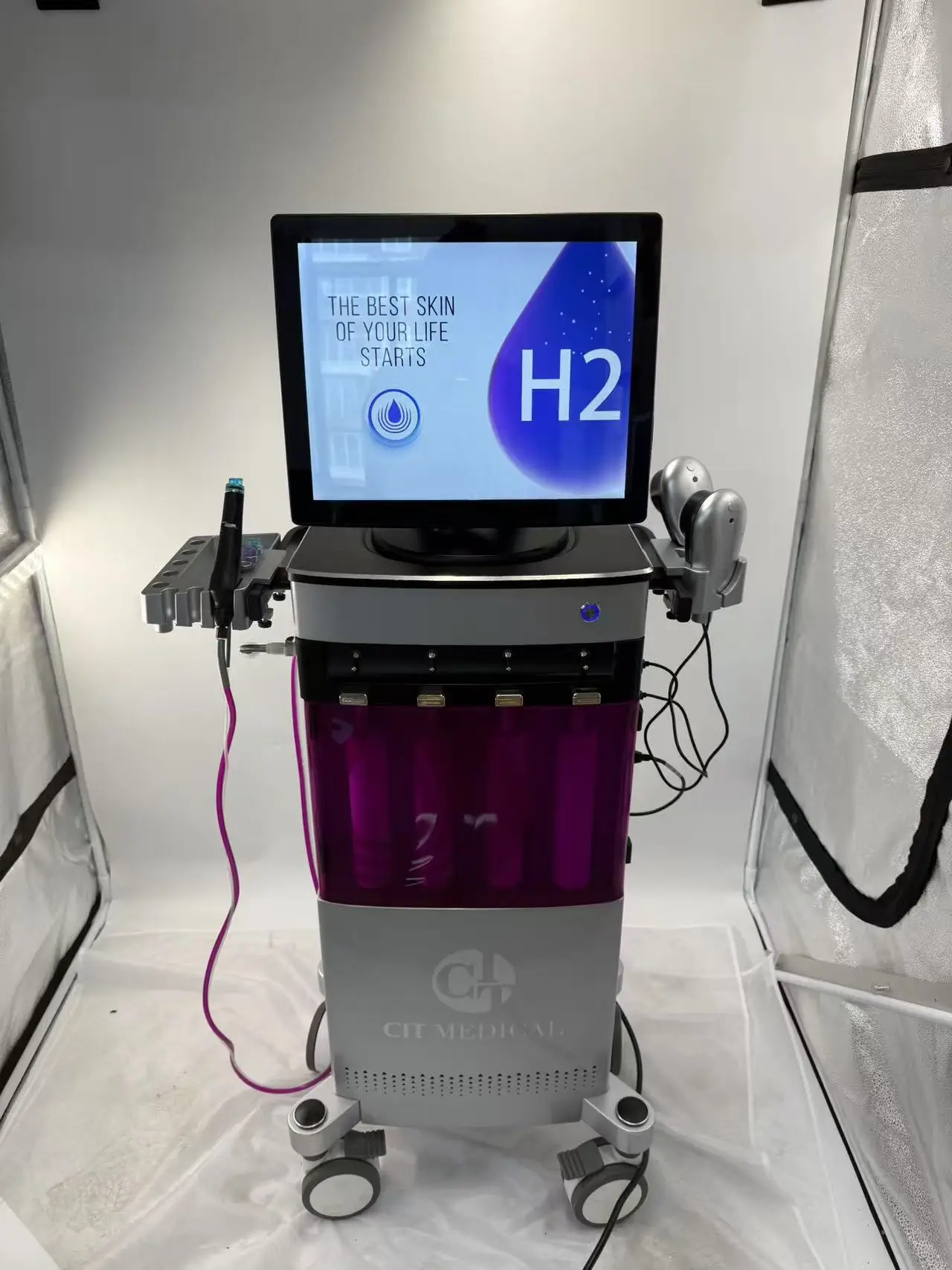 新型ハイドラ酸素フェイシャル多機能スキンケアマシン：洗顔、若返り、黒ずみ除去＆フェイスリフティング
