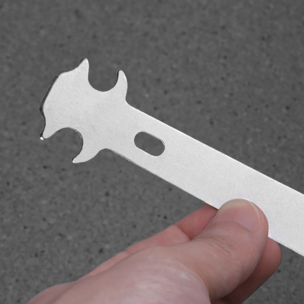 

Mini Portable Bike Chain Wear Indicator Tool Chain Gauge Repair Checker Accurate Measurement Portable Bike Tool