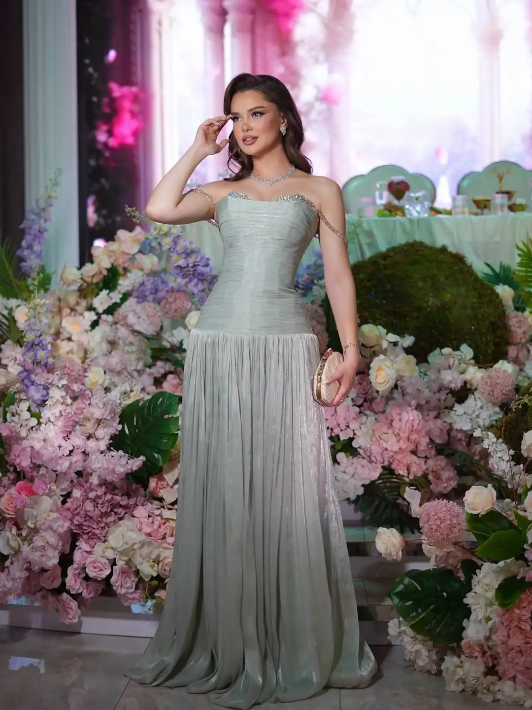 

New Design Sexy Beading Crystal Pleated Draped A Line Simple Charming Fashion Evening Prom Formal Party Dress