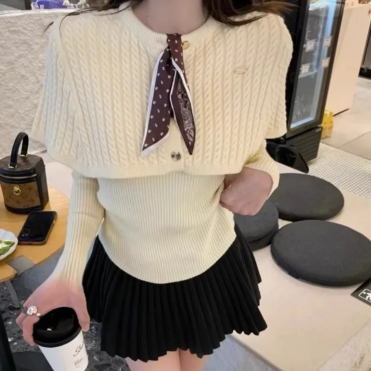 Korejepo 2024 Autumn Winter Korean New Drama Heroine Rich Family Daughter Wear Design Cloak Twist Knitted Goddess Gentle Sweater