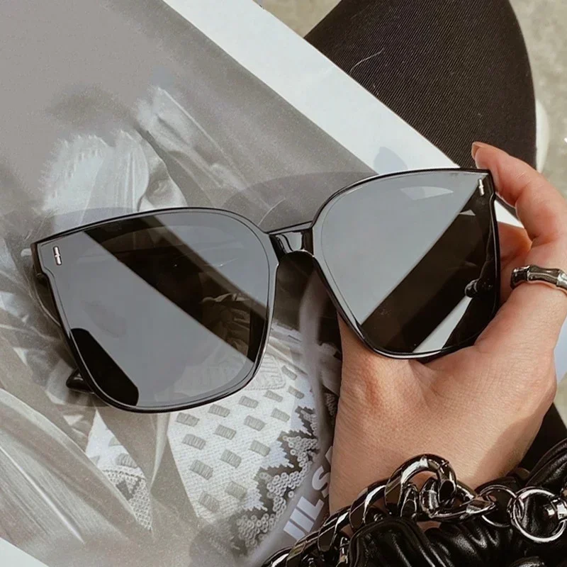 2024 New Fashion Sunglasses Women Brand Designer Retro Rectangle Sun Glasses Female Ins Popular Colorful Vintage Square Eyewear