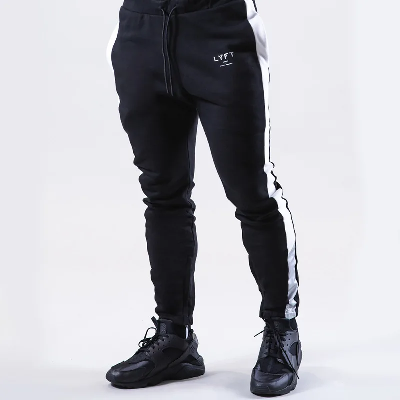 

LYFT new knitted casual sports men's pants fall and winter new loose close-mouth small feet pant pant corset pants