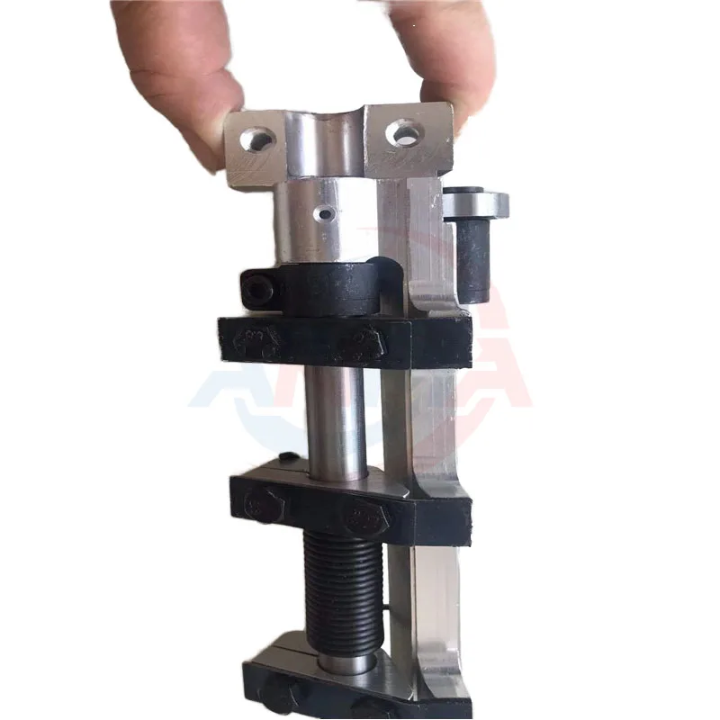 

Gripper Bar 69.014.003F For GTO52 Offset Printing Machine Parts length 630mm