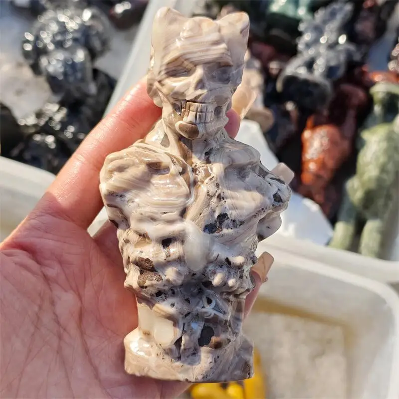 Natural Crazy Agate Skeleton Man Demon Carving Crystal Healing Halloween Gift Festival Craft For Decoration 1pcs