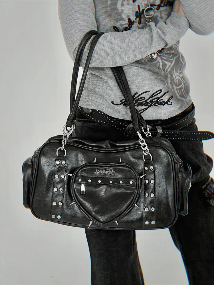 Autumn Winter Original Retro Shoulder Bag Punk Style Black Rivet Heart-shaped PU Bag Y2K Subculture Sweet Cool Messenger Bag