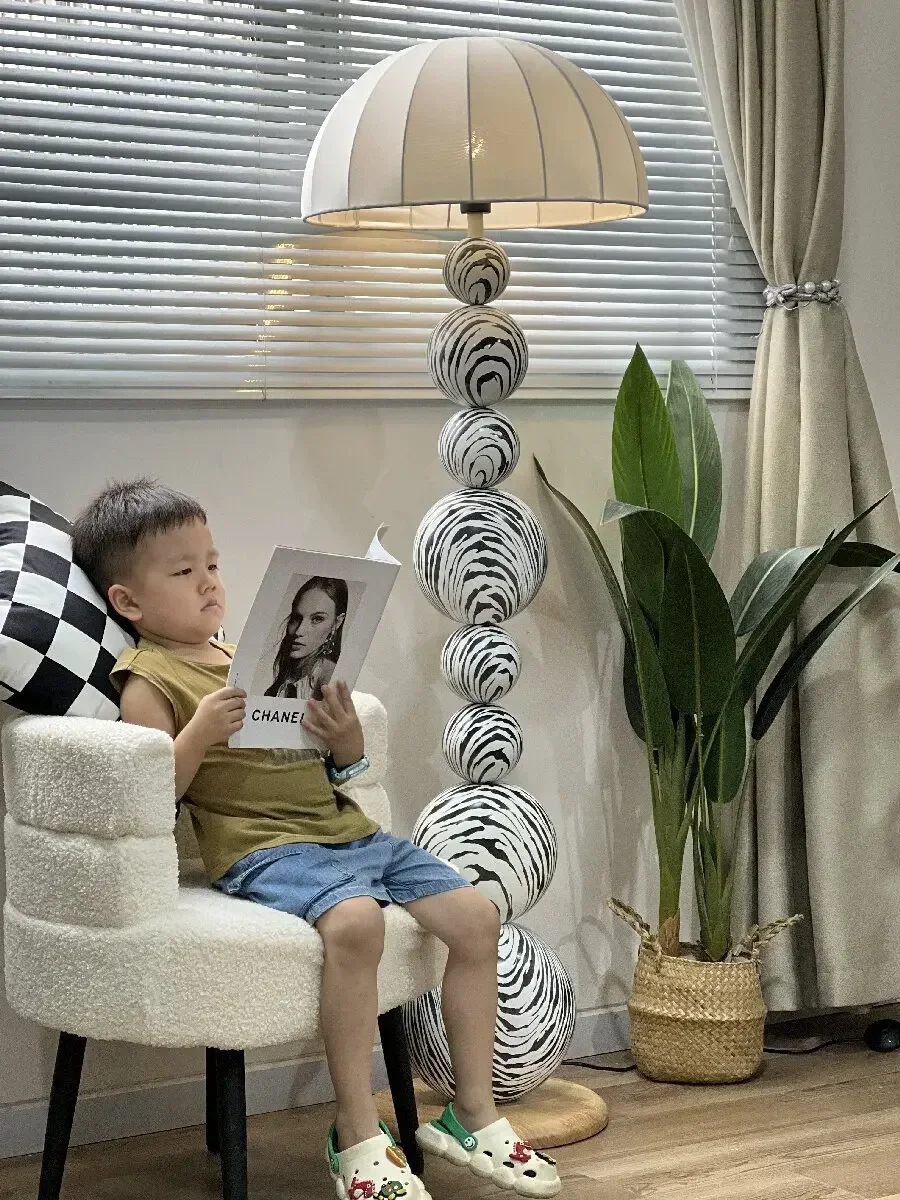 NEW Designer Floor Lamp Creative Hand-Painted Art Ball Standard Lamp Lighting for Living Room Bedroom Study Sales Office Decor