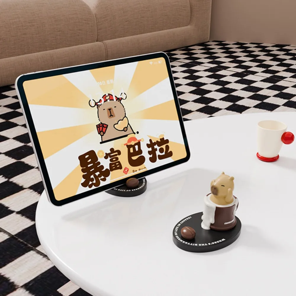 

Кофейная чашка, кукла-капибара, держатель для телефона, фигурки животных, орнамент, капибара, подставка для мобильного телефона, настольный декор, модель капибары из смолы