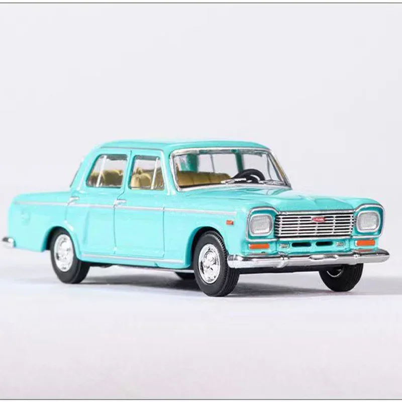 Diecast in scala 1:64 Shanghai Berlina SH760A Y35-01 Y35-02 Y35-03 Simulazione Modello di auto in lega Display Regalo da collezione Giocattolo souvenir