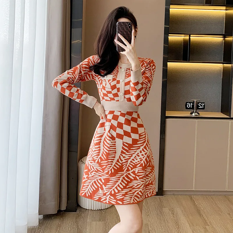 #0930 Vintage Sweater Dress Women Round Neck High Waisted Mini Dress Buttons Sexy Short Stretch Knitted A-line Dress Autumn 2023