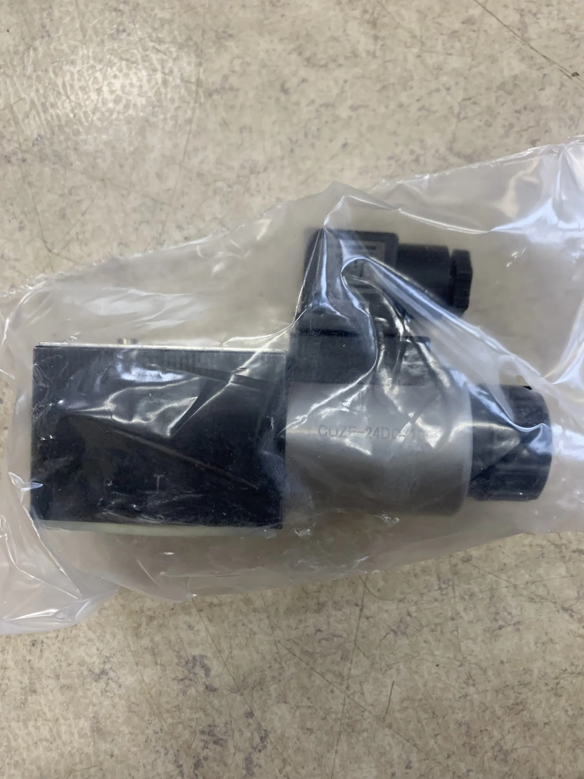 SRZME-A-010/210/18 10S SRZME-A-010-210 SRZME-A-010 SRZME-A SRZME ATOS Made in Italy Original Solenoid Valve in Stock Competitive
