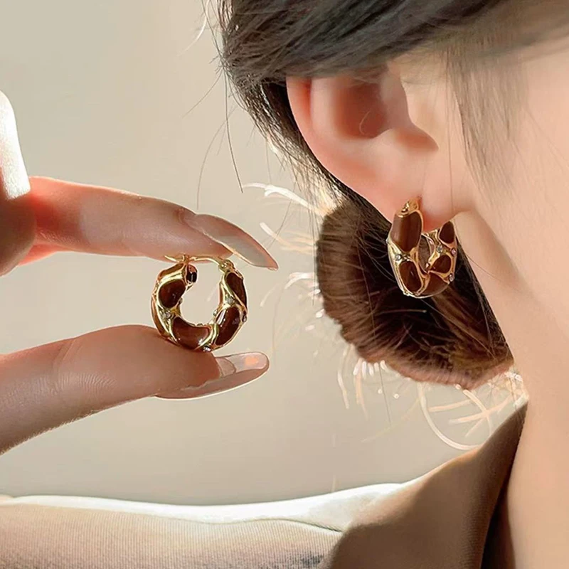 Maillard-pendientes de piedra de ojo de tigre para mujer, hebillas de oreja, moda Retro, alto grado, lujo ligero, elegante, aceite de goteo, pendiente en forma de U