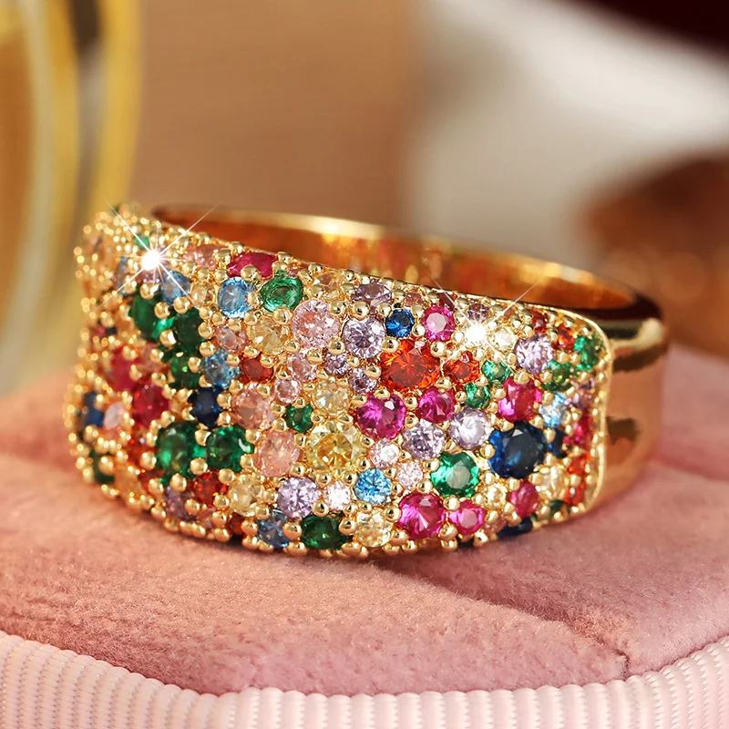 Exquisite Luxury Full Synthetic Zircon Ring For Women Retro Palace Style Golden Plated Ring Banquet Jewelry Accessories