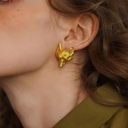 1 Pair Luxurious and Cute Design Golden Color Three-dimensional Fox Earrings Dynamic and Cute Animal Themed Party Earrings